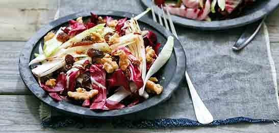 Recept van het Voedingscentrum: Radicchio rosso met walnoten