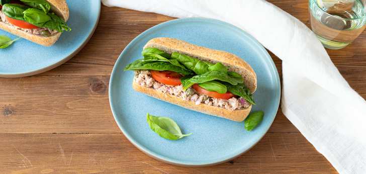 Recept van het Voedingscentrum: Sandwich tonijnsalade met dille