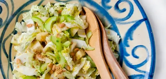 Recept van het Voedingscentrum: Chinese koolsalade met peer