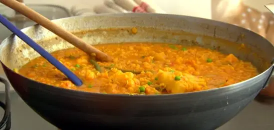 Recept van het Voedingscentrum: Miljuschka’s linzencurry  