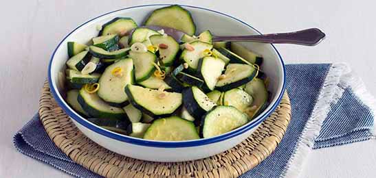 Recept van het Voedingscentrum: Courgette met citroen