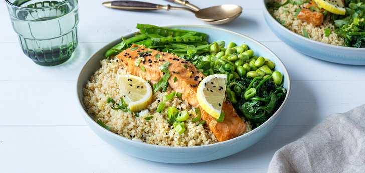 Recept van het Voedingscentrum: Teriyaki zalm met quinoa en groente