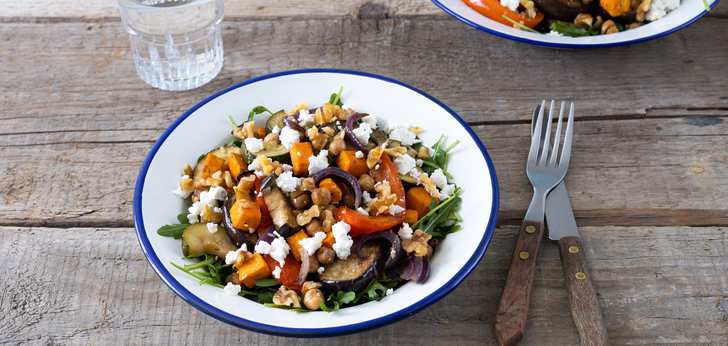 Recept van het Voedingscentrum: Salade van geroosterde groente en zoete aardappel