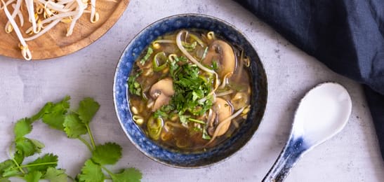Recept van het Voedingscentrum: Paddenstoelensoep met koriander