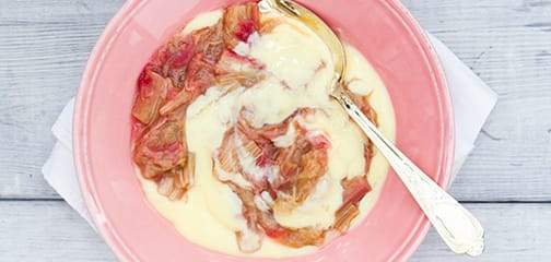 Recept van het Voedingscentrum: Rabarbercompote met vanillevla