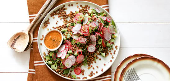 Recept van het Voedingscentrum: Zomerse linzensalade