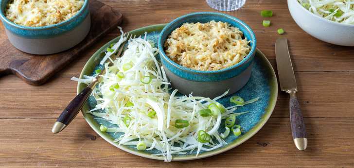 Recept van het Voedingscentrum: Hartige rijstschotel met koolsalade