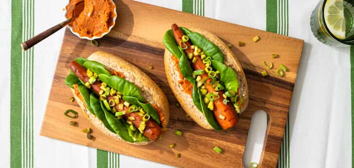Recept van het Voedingscentrum: Broodje wortel-worst met sla en augurk