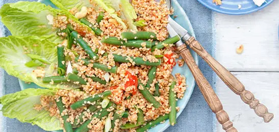 Recept van het Voedingscentrum: Bulgursalade met sperziebonen en cashewnoten