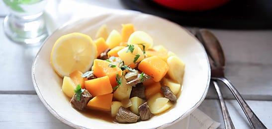 Recept van het Voedingscentrum: Stoofpotje met pompoen en aardappelen