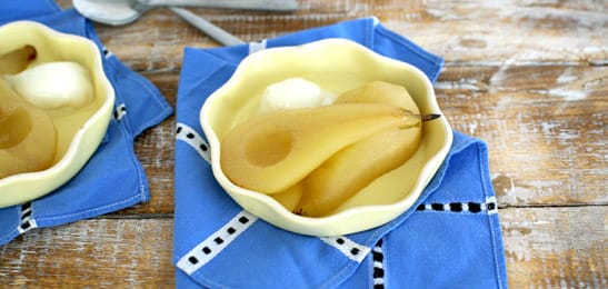 Recept van het Voedingscentrum: Peer met yoghurtijs
