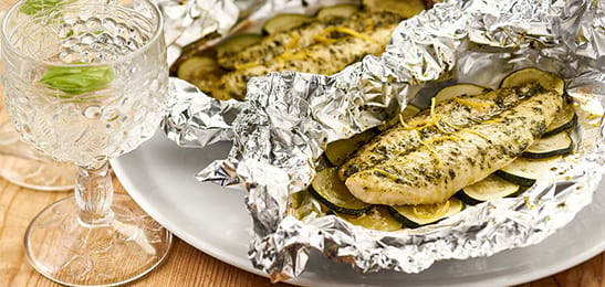 Recept van het Voedingscentrum: Tilapia met basilicum in de oven