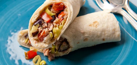 Recept van het Voedingscentrum: Wrap met tonijn en groente