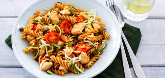 Recept van het Voedingscentrum: Fusilli met kip en groente