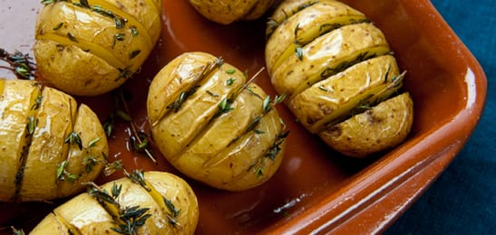 Recept van het Voedingscentrum: Hasselback aardappelen