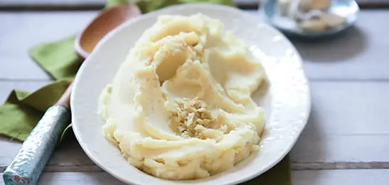 Recept van het Voedingscentrum: Aardappel-knoflookpuree