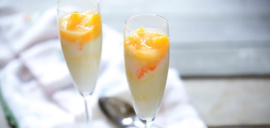 Recept van het Voedingscentrum: Yoghurt met honing en sinaasappel