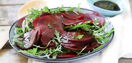 Recept van het Voedingscentrum: Gemarineerde bietensalade