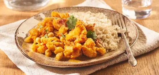 Recept van het Voedingscentrum: Bloemkoolcurry met kikkererwten