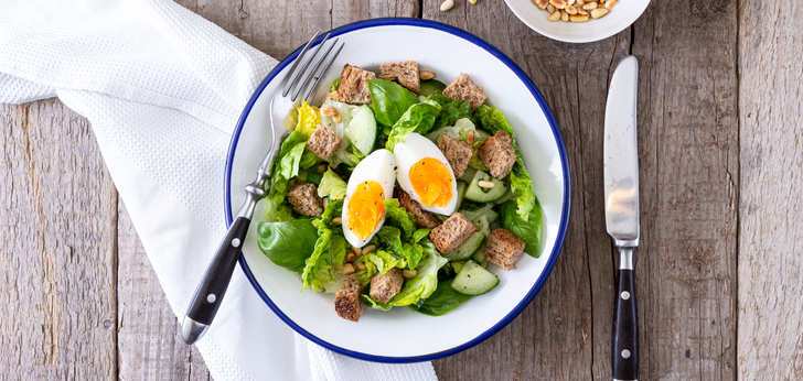 Recept van het Voedingscentrum: Caesar salade