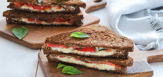 Recept van het Voedingscentrum: Tosti caprese