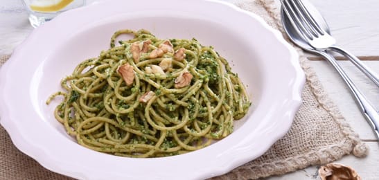 Recept van het Voedingscentrum: Spaghetti met boerenkoolpesto