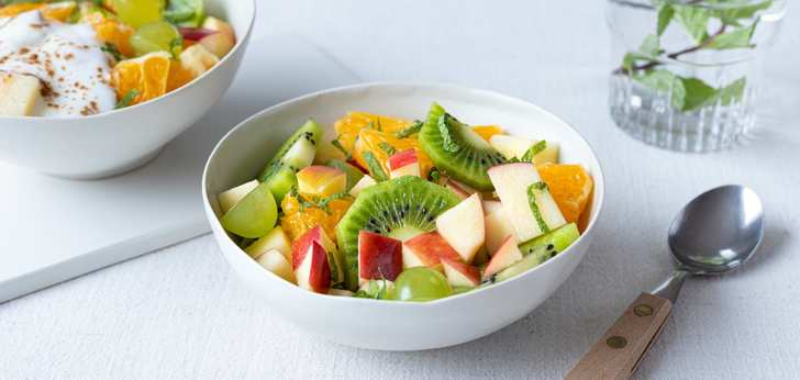 Recept van het Voedingscentrum: Fruitsalade met munt