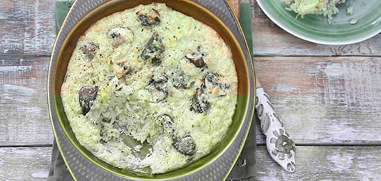 Recept van het Voedingscentrum: Rijstovenschotel met champignons en prei