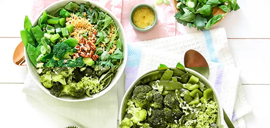 Recept van het Voedingscentrum: Groene couscoussalade met kruiden en noten